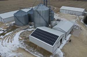 illinois-farm-save-big-by-going-solar-windfree-solar-b