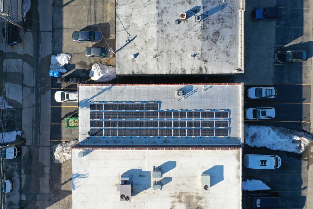 Discover how switching to solar energy can benefit your hotel. Save on costs, enhance your brand, and achieve sustainability. Contact Windfree Solar today!