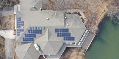 Illinois solar incentives 2026 guide for Chicago homeowners—learn about Illinois Shines, ComEd rebates, and why the 30% federal tax credit is expired.
